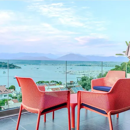 Hotel La Casa Marina &