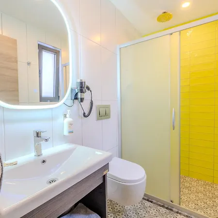 Hotel La Casa Marina *