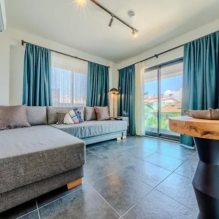 Hotel La Casa Marina